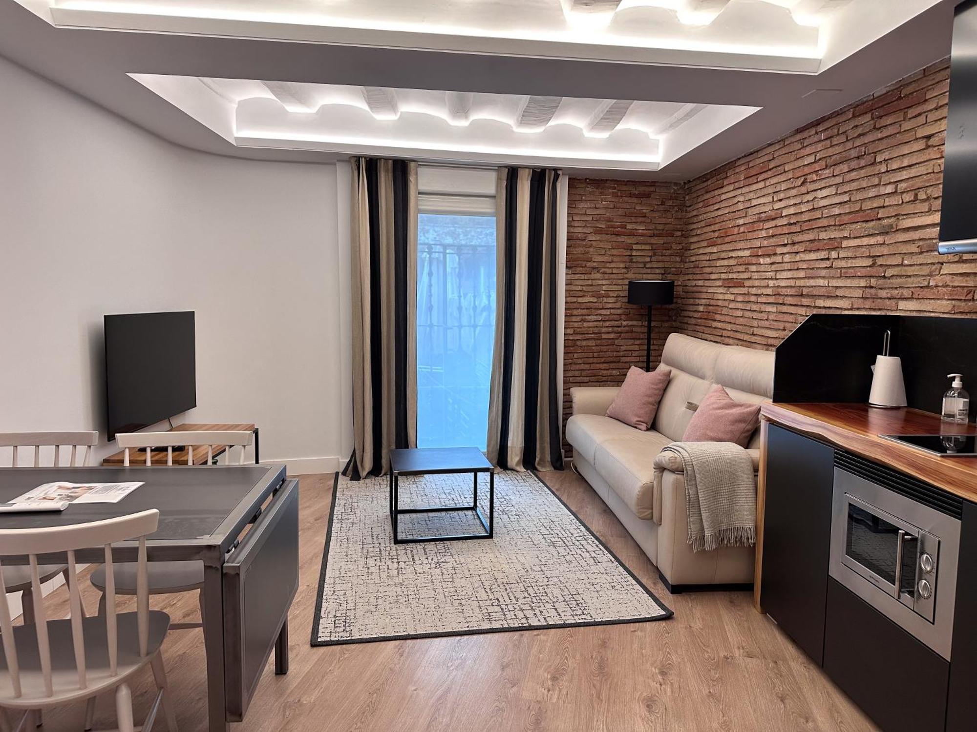Esencia Del Casco Antiguo Apartment *